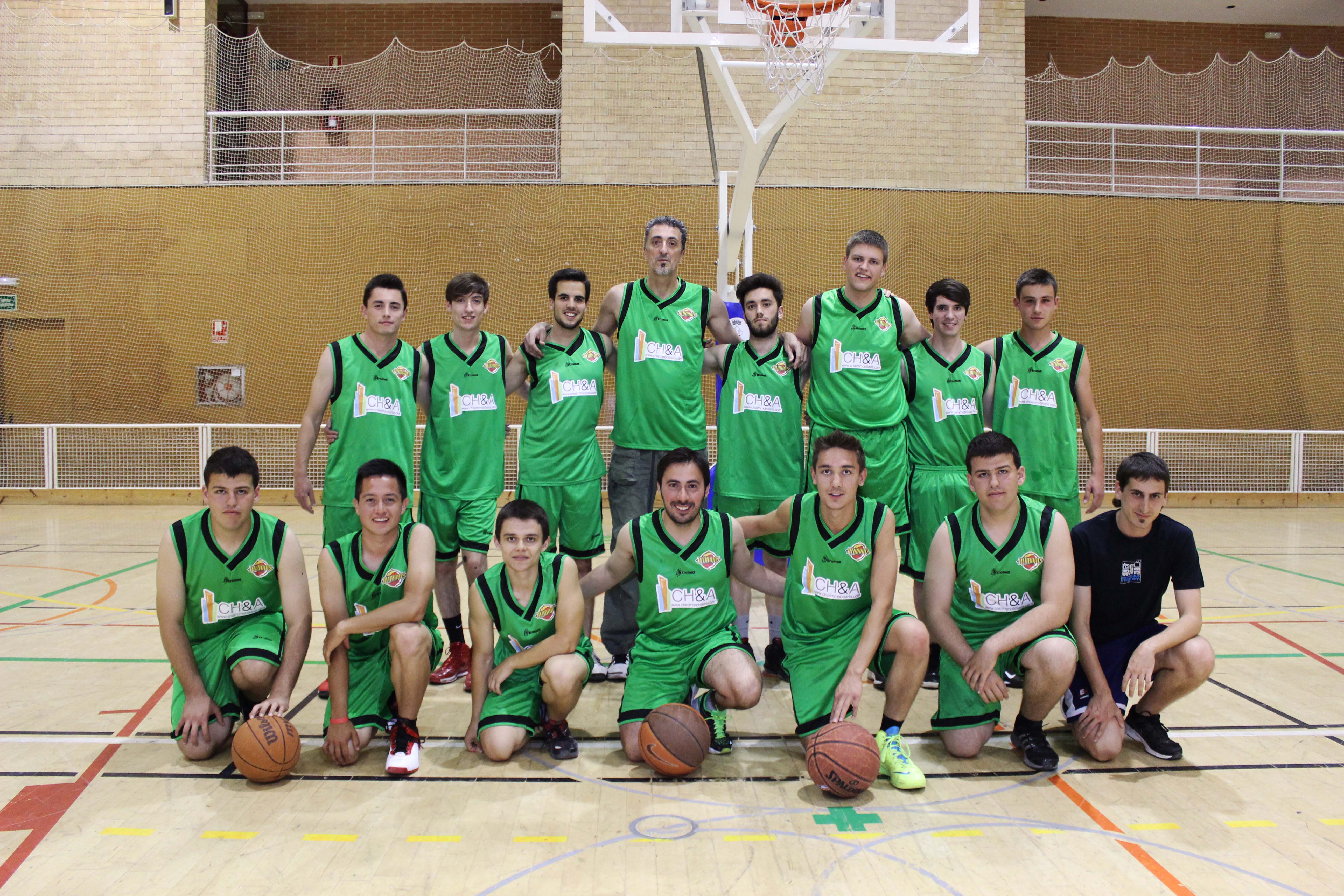 Presentació de la nova samarreta i el nou patrocinador (Foto: Kevin Acosta)