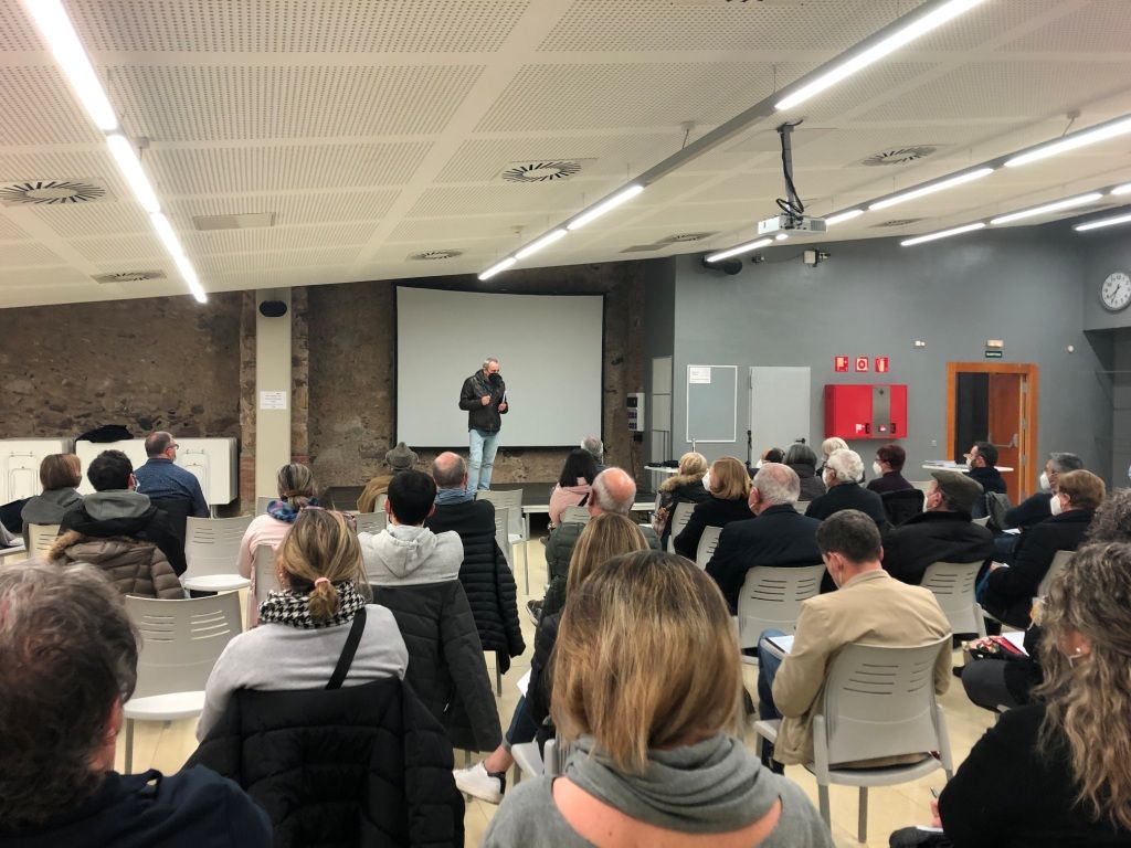 Participants en la sessió introductòria del procés participatiu, el passat 4 de febrer