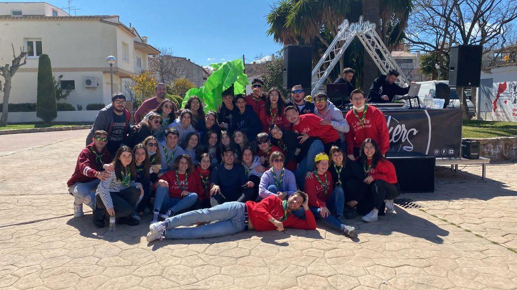 L'Esplai celebra la campanya "Cap infant sense colònies" amb un vermut electrònic