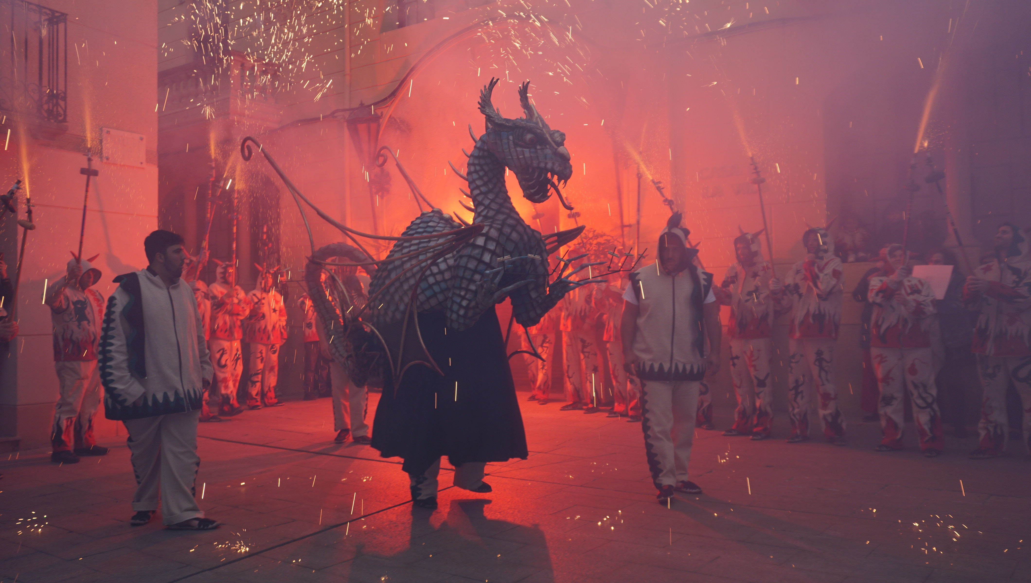 Lo Dràcom, la nova bèstia de foc de Riudoms