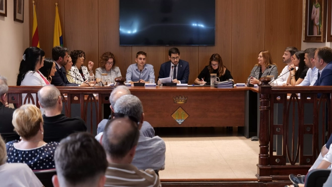 Els nous regidors en el Plenari municipal (FOTO: Arnau Castro) Els nous regidors en el Plenari municipal (FOTO: Arnau Castro)