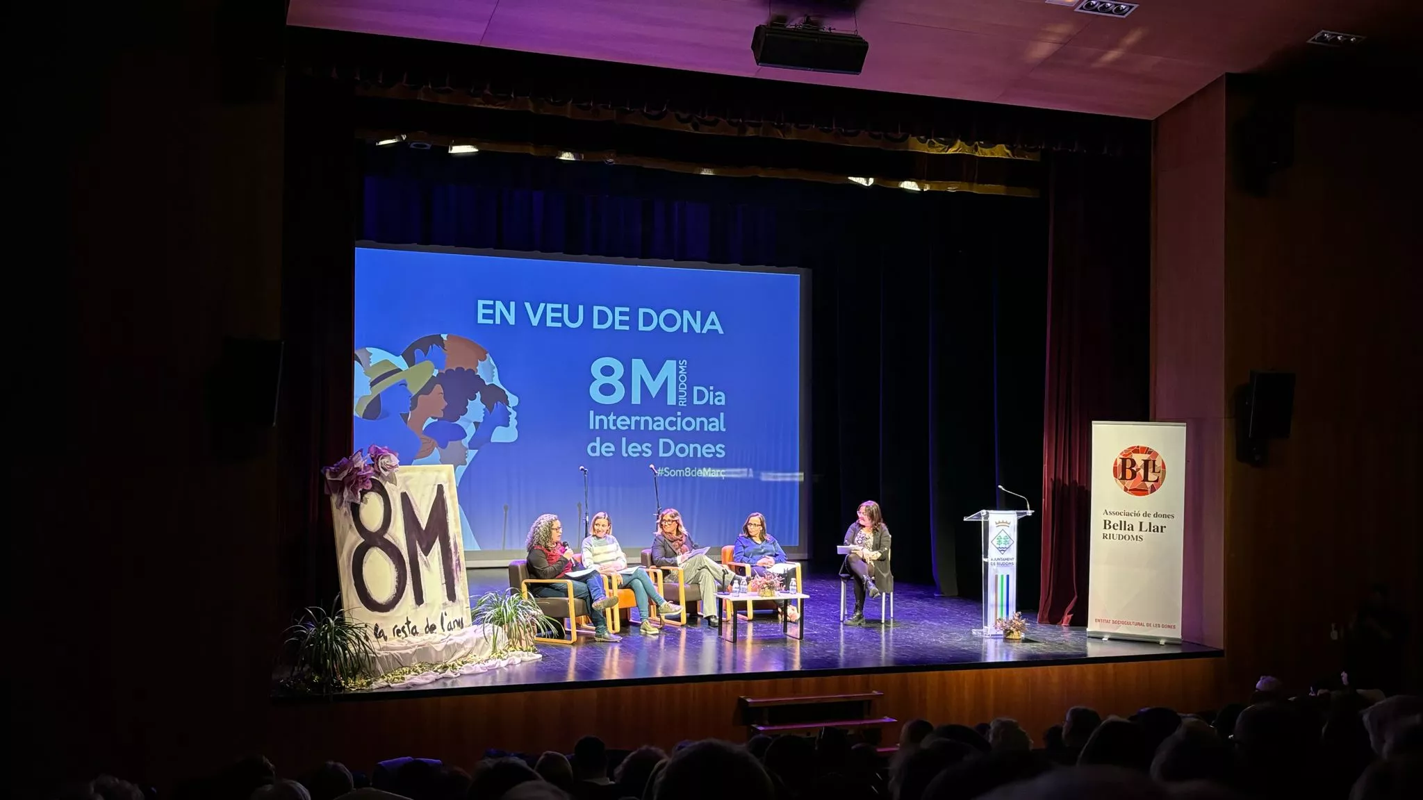 8M En veu de dona 8M En veu de dona