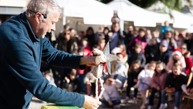 Hora del conte a la plaça Hora del conte a la plaça