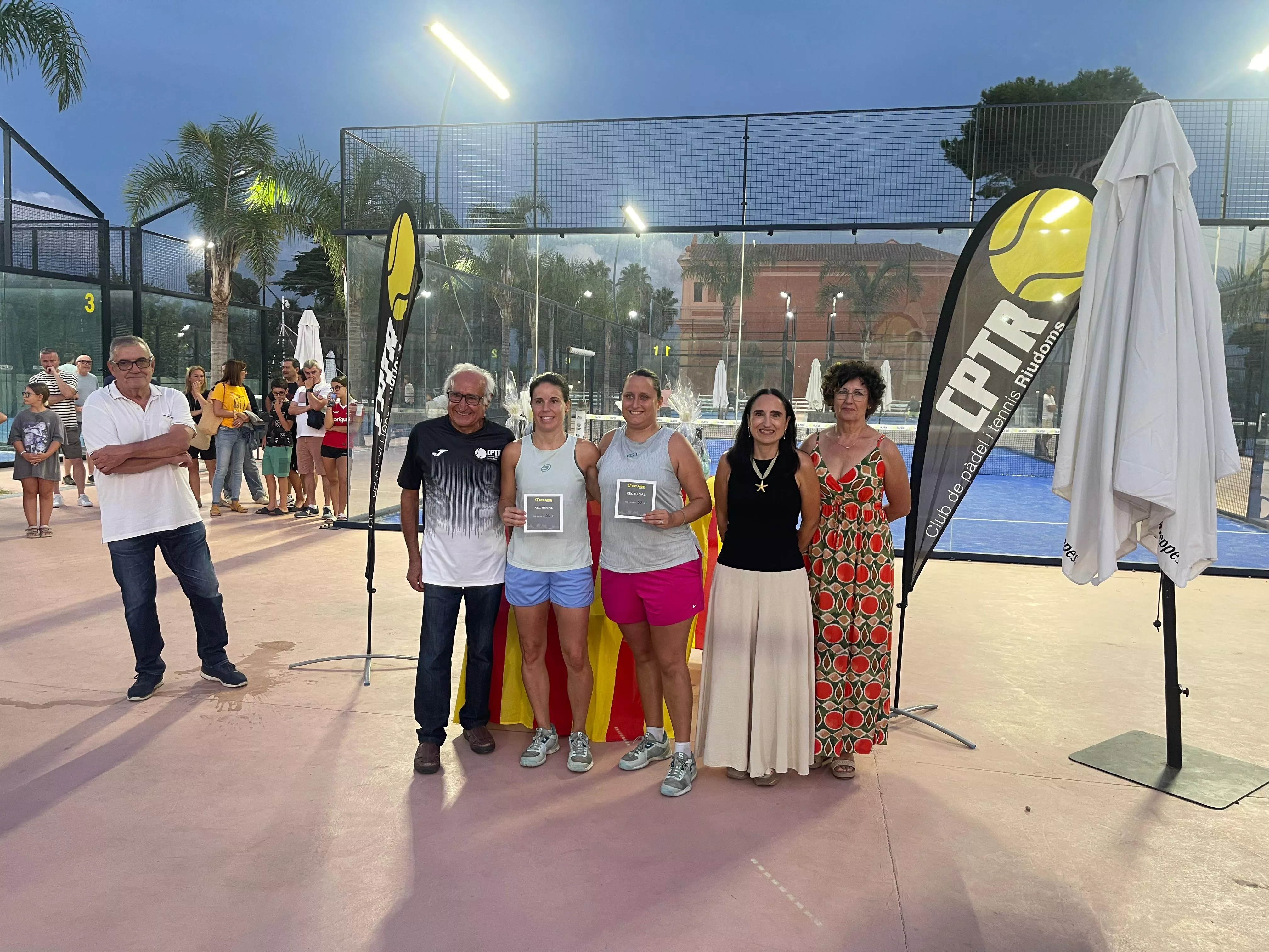 Guanyadores en la categoria femenina del XV Campionat de Pàdel de Riudoms Guanyadores en la categoria femenina del XV Campionat de Pàdel de Riudoms