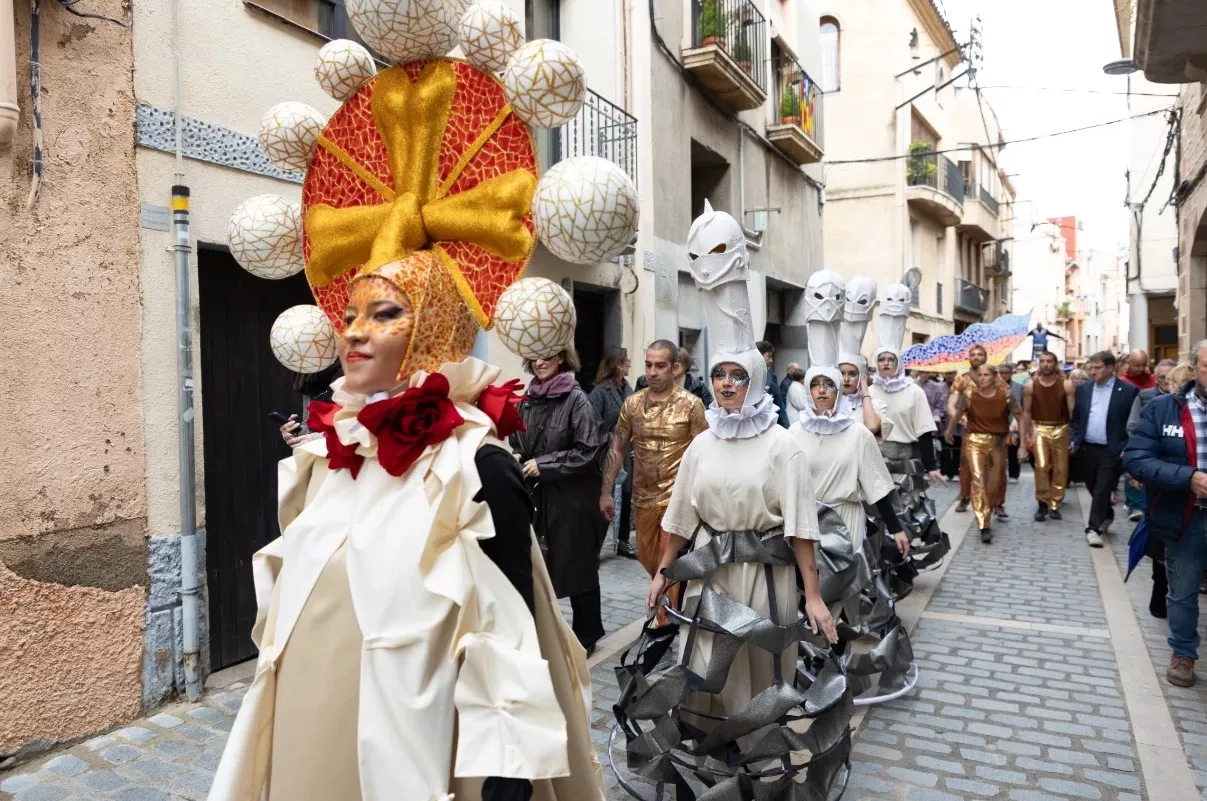 Elements gaudinians durant l'espectacle Elements gaudinians durant l'espectacle