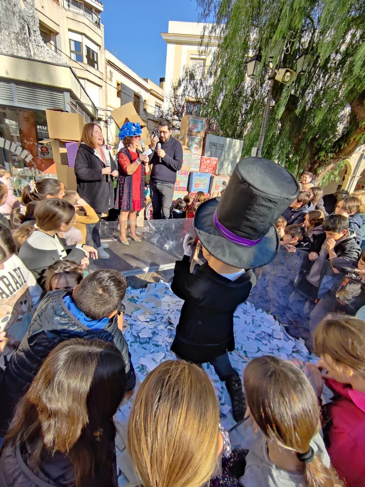 Sorteig de les cistelles del comerç local. FOTO: David Carrascosa Sorteig de les cistelles del comerç local. FOTO: David Carrascosa