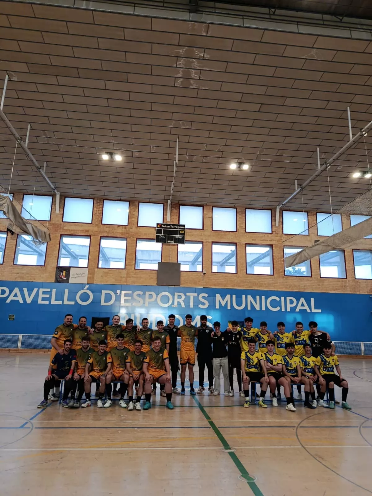 Presentació dels equips de futbol sala riudomenc Presentació dels equips de futbol sala riudomenc