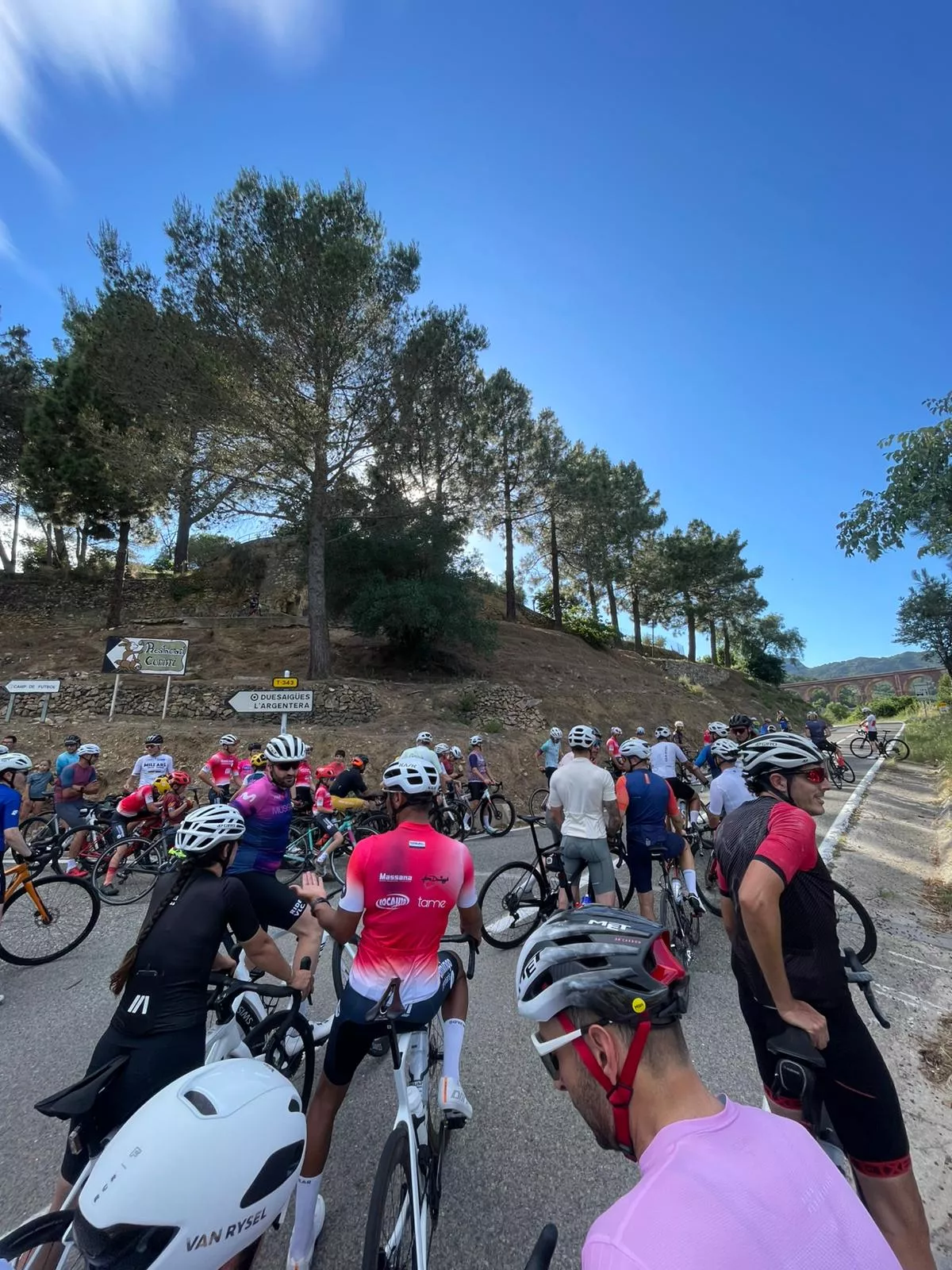 Participants a l'everesting solidari Participants a l'everesting solidari