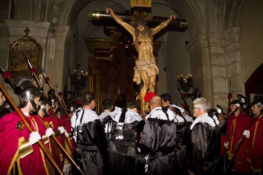 El Sant Crist custodiat pels Armats de Riudoms (FOTO: Àlex Escoda) El Sant Crist custodiat pels Armats de Riudoms (FOTO: Àlex Escoda)