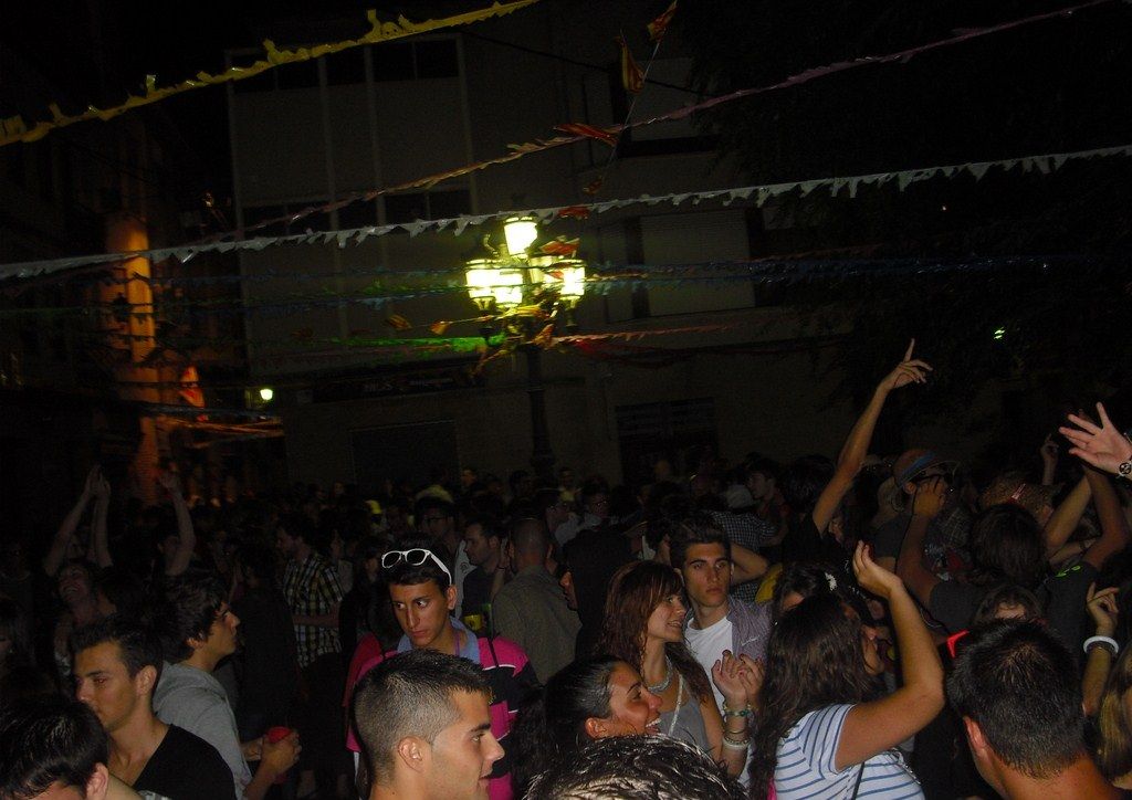 La festa de la Plaça de l'Om (FOTO: Enric Jódar) 