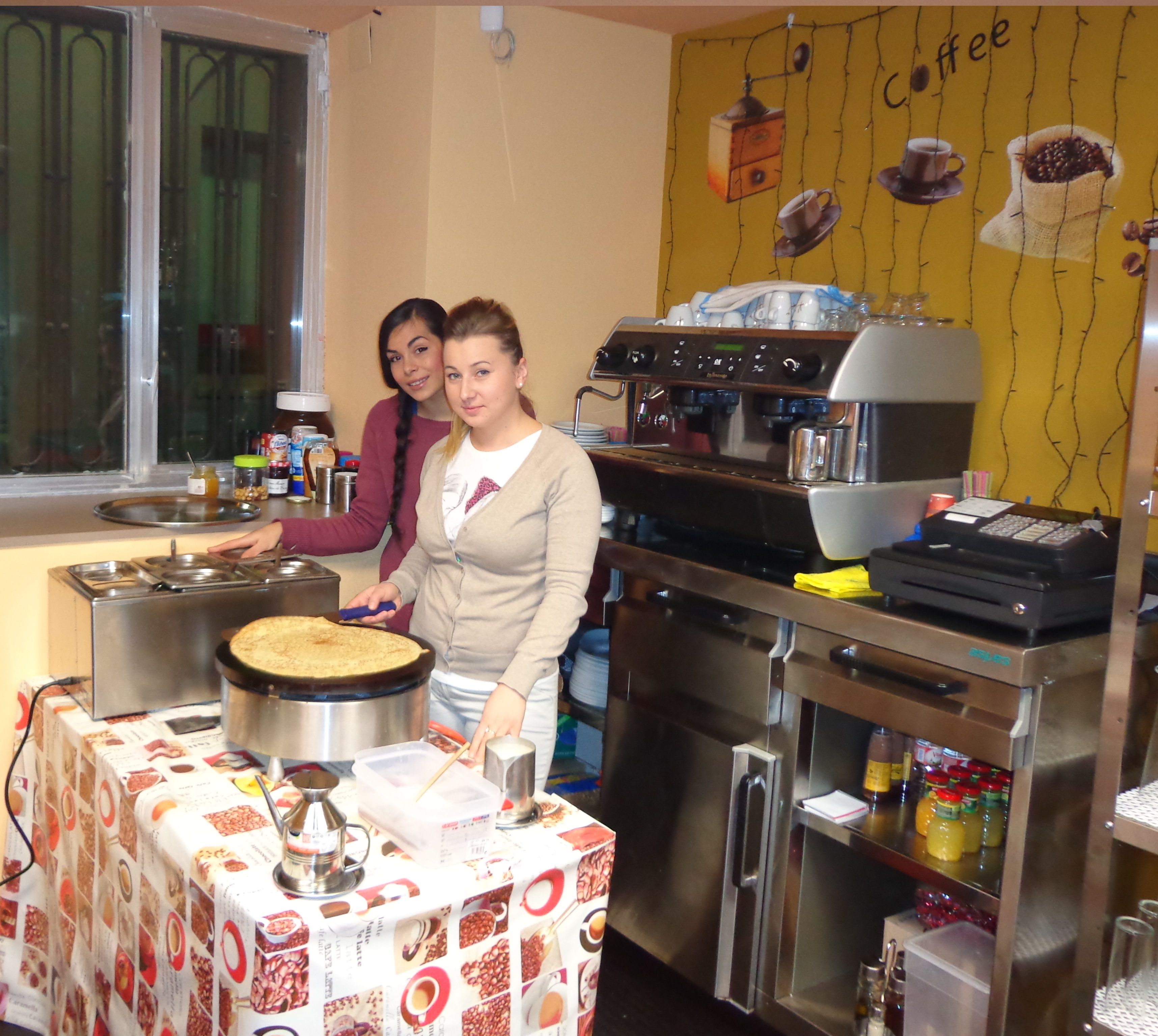 Elaborant una crep (FOTO: Jesús Torres)