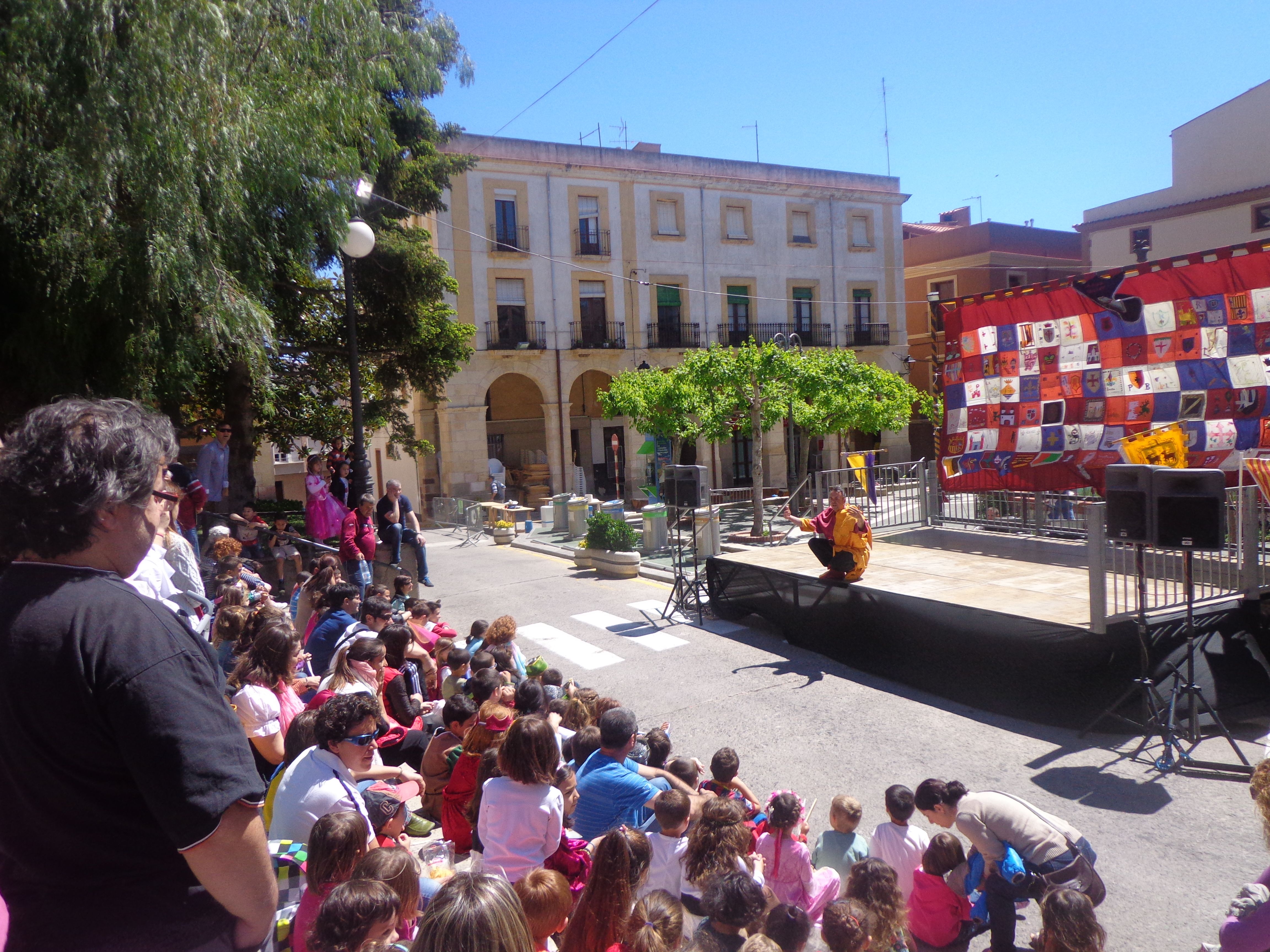 Un trobador ha participat a l'Hora del Conte (FOTO: Gilbert Molons)