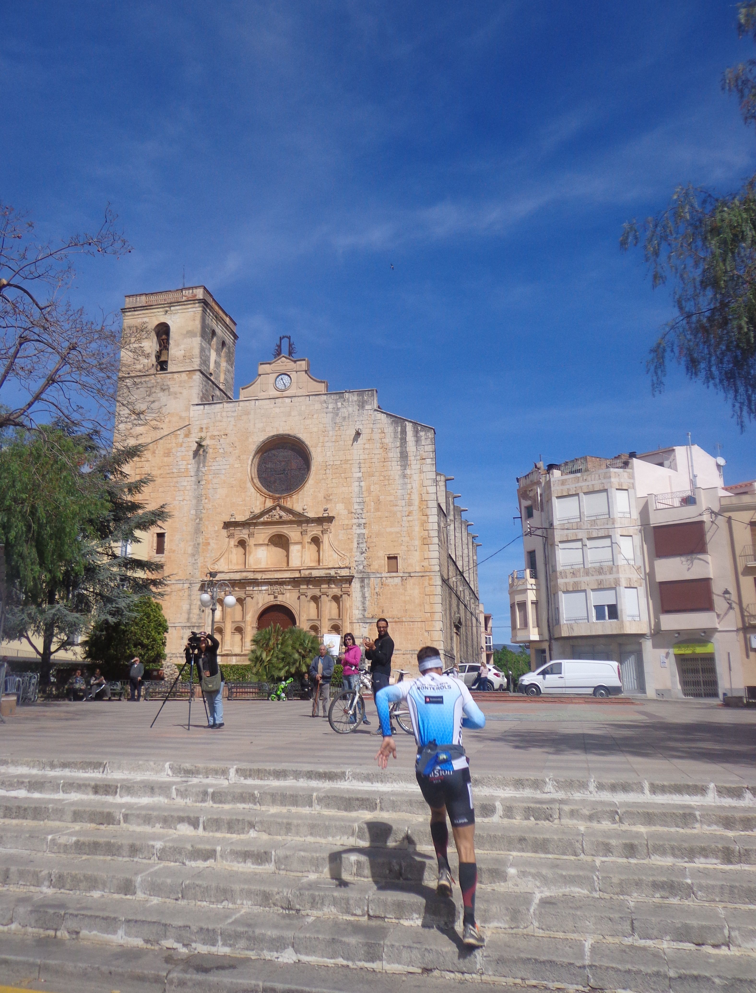 Arribada del corredor Xavier Miralles (FOTO: Jesús Torres)
